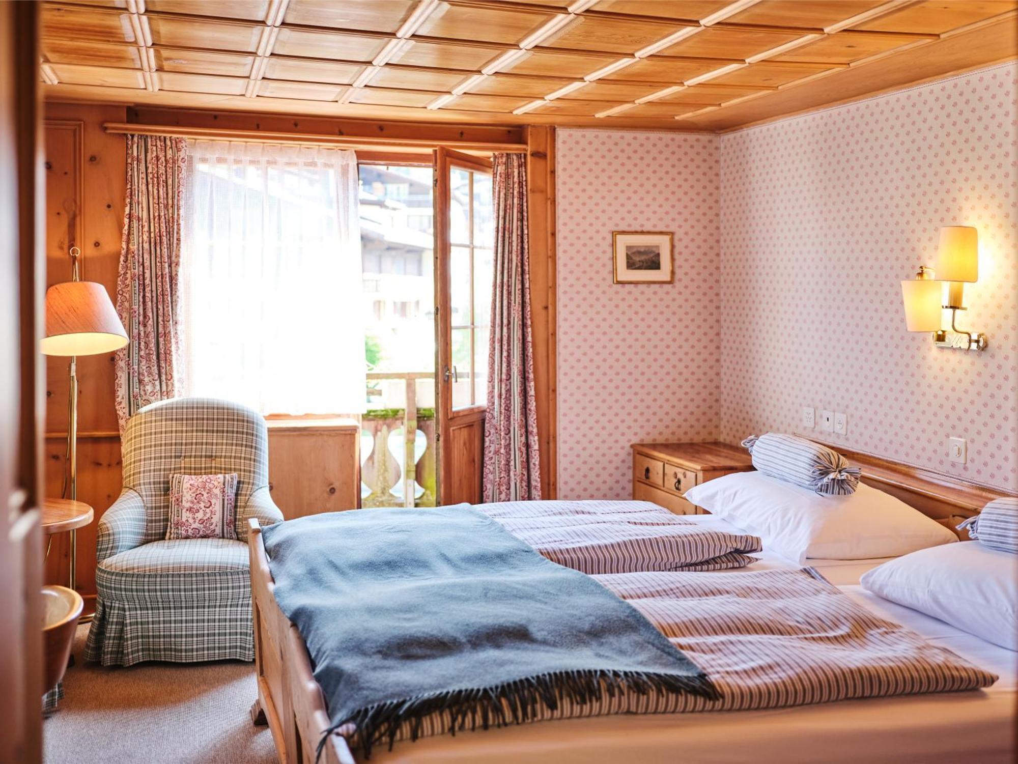 Hotel Chesa Grischuna Клостерс Екстер'єр фото